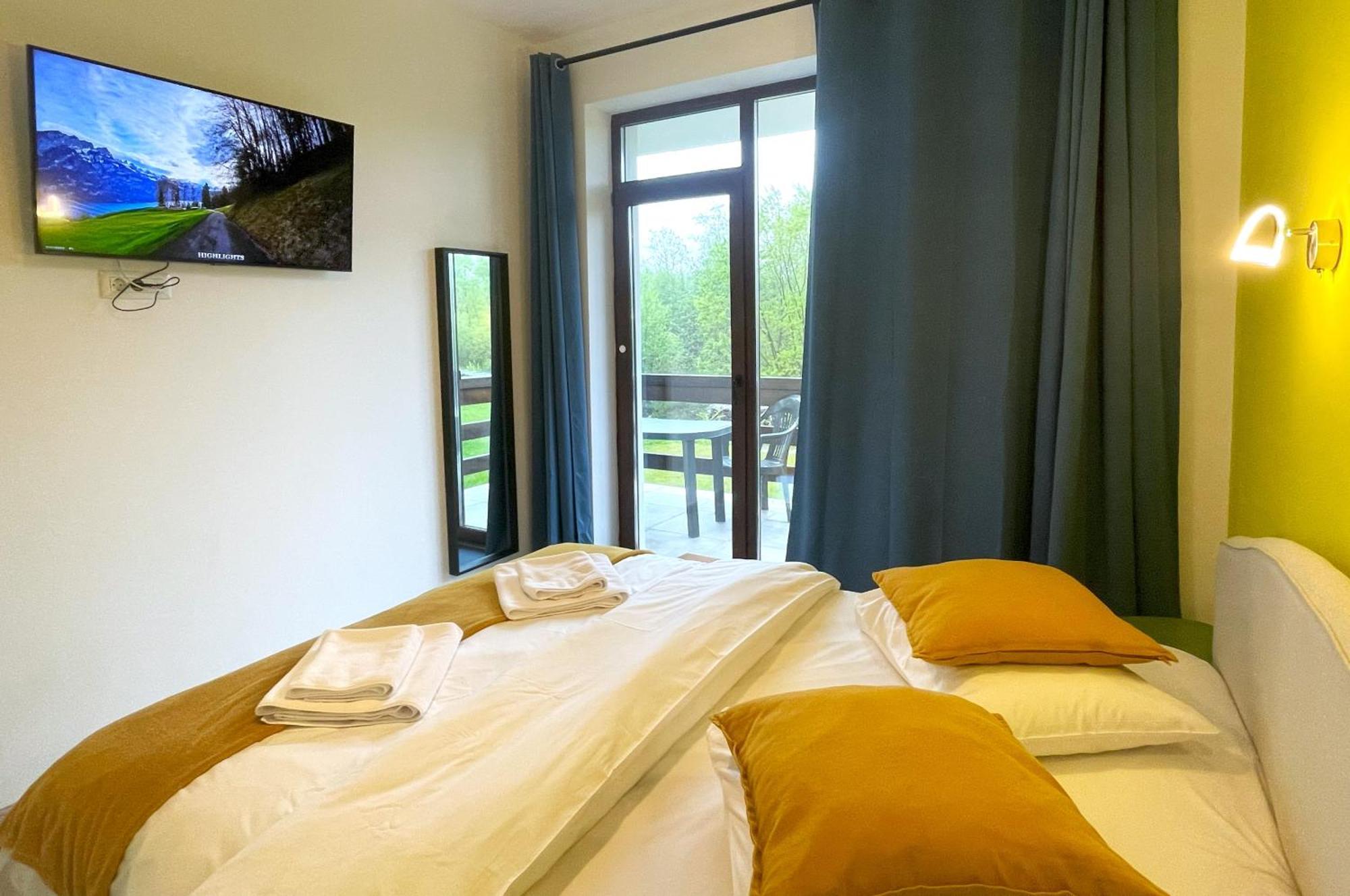 Cozy Riverfront Apartments With Garden And Mountain View Buşteni Dış mekan fotoğraf