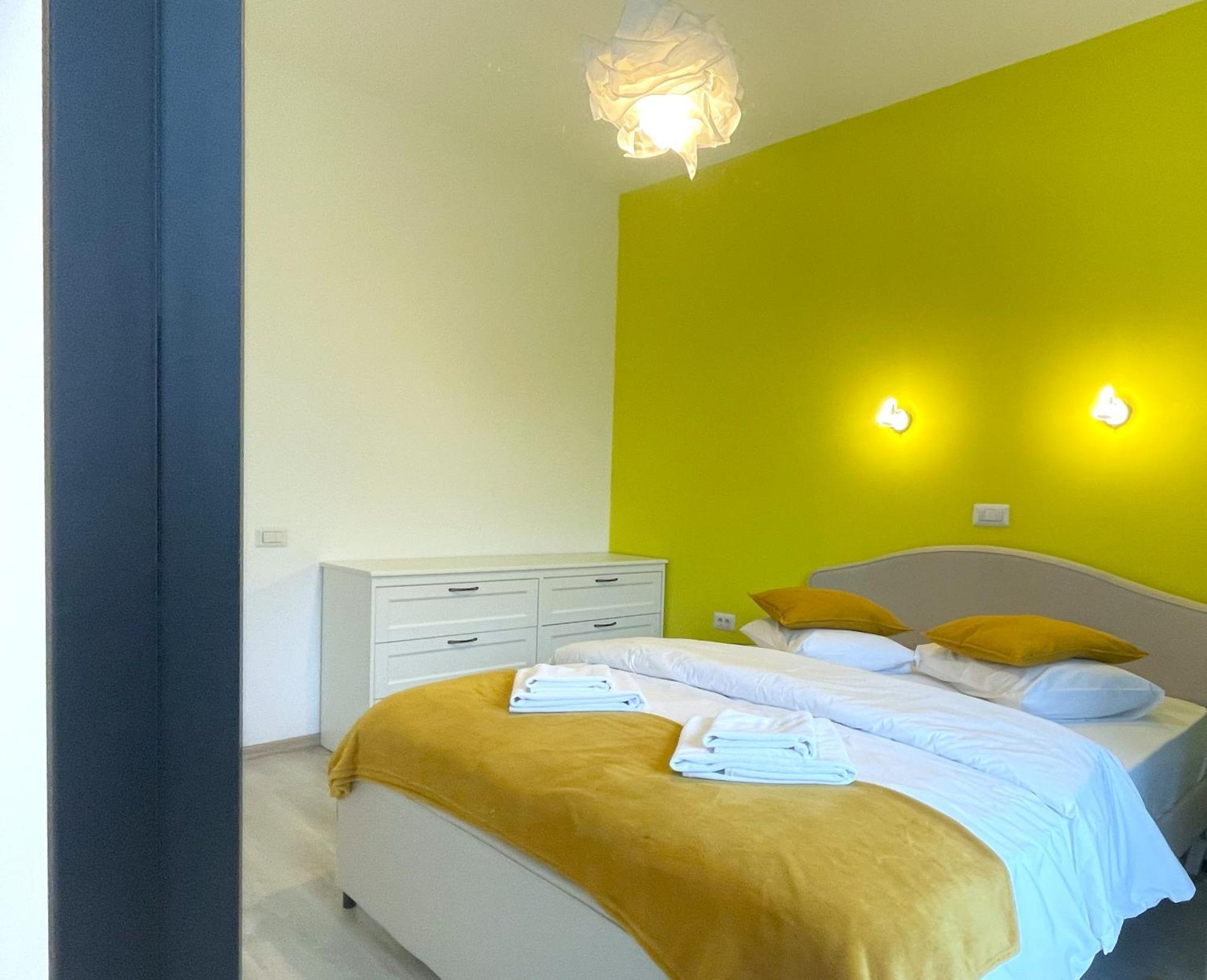 Cozy Riverfront Apartments With Garden And Mountain View Buşteni Dış mekan fotoğraf