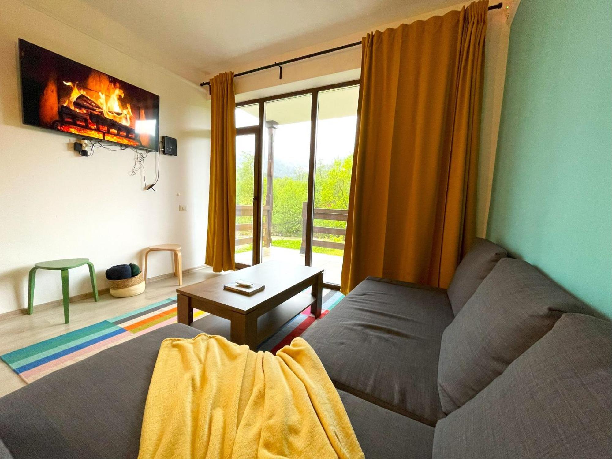 Cozy Riverfront Apartments With Garden And Mountain View Buşteni Dış mekan fotoğraf